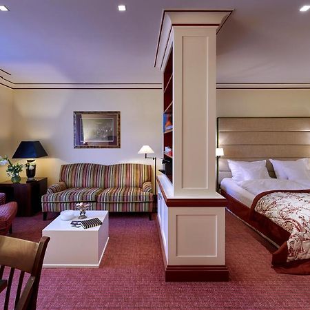 Grandhotel Hessischer Hof - Hotel Frankfurt Франкфурт-на-Майне Экстерьер фото